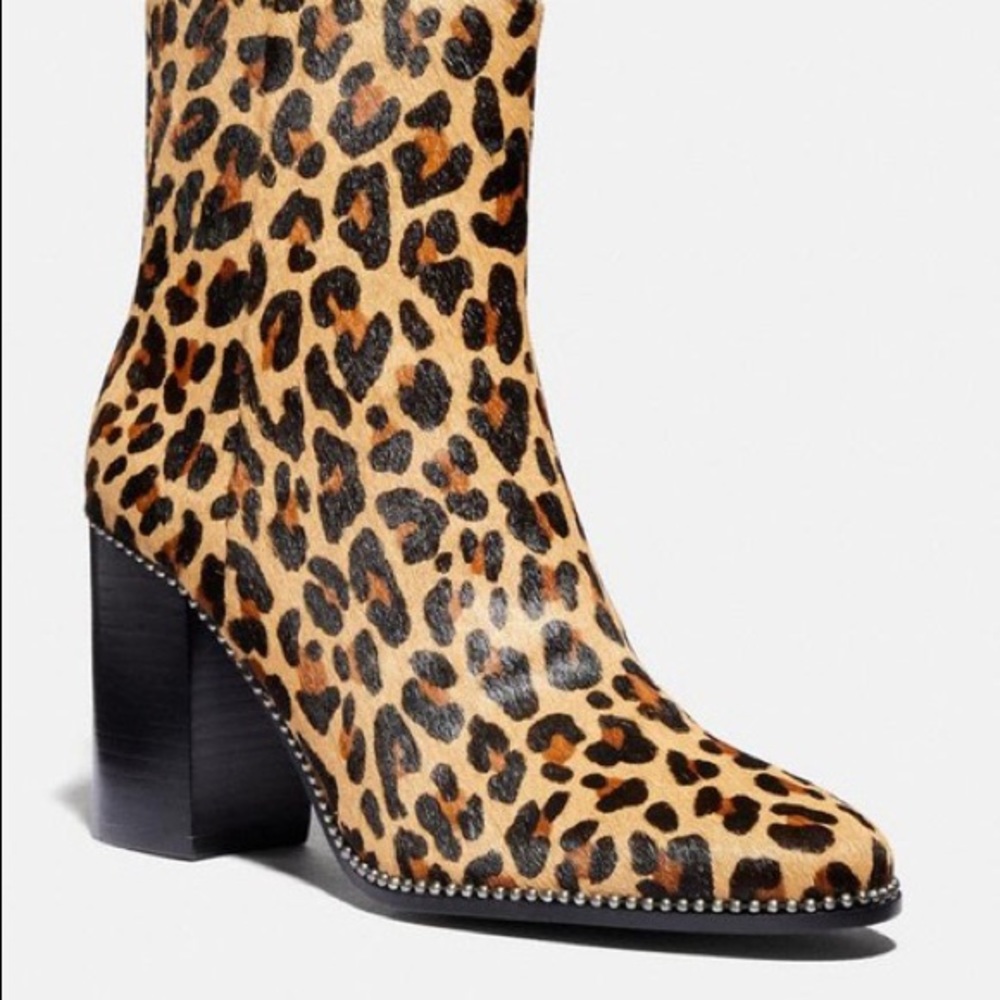 COACH Womens Drea Calf Hair Beaded Ankle Boots Tan 6 Medium (B,M) - Picture 3 of 5